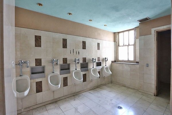 CapEquityTheVarietyArtsTheater95