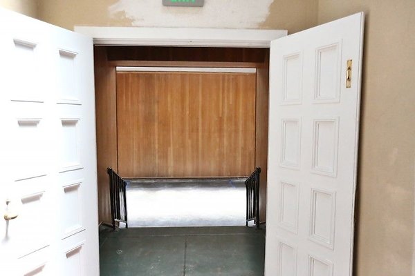 CapEquityTheVarietyArtsTheater145 CapEquityTheVarietyArtsTheater145