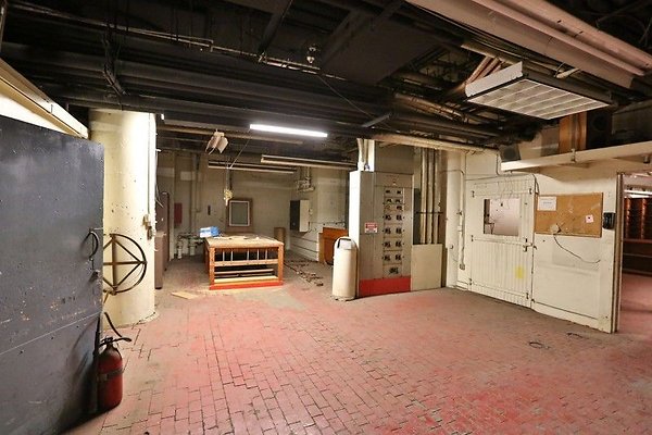 CapEquitySearsTower9 CapEquitySearsTower9