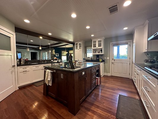 WESTSIDE LOCATIONS  42