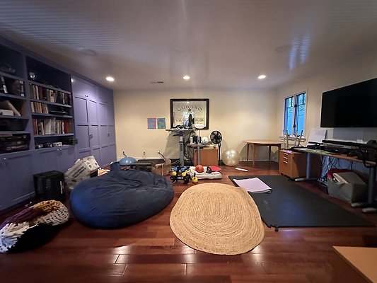 WESTSIDE LOCATIONS  51