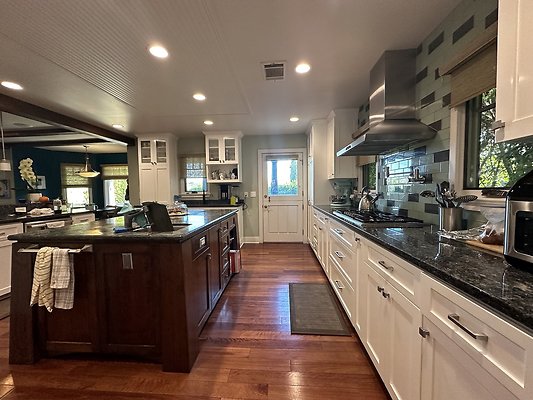 WESTSIDE LOCATIONS  41