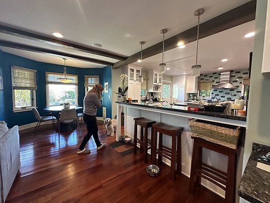 WESTSIDE LOCATIONS  37