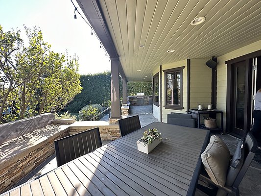 WESTSIDE LOCATIONS 85 WESTSIDE LOCATIONS 85