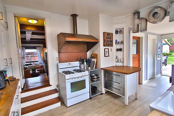 WESTSIDE LOCATIONS  40