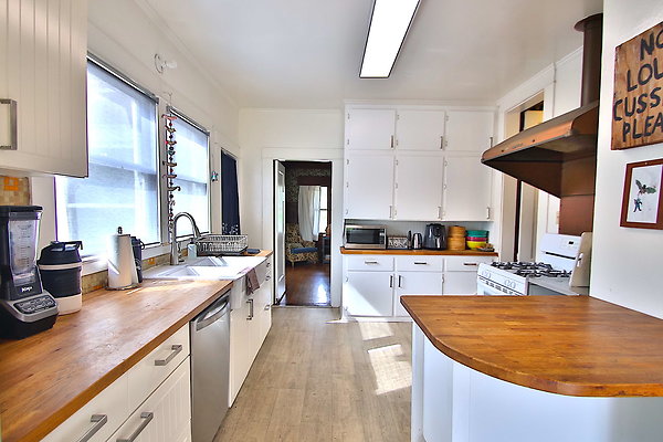 WESTSIDE LOCATIONS  37