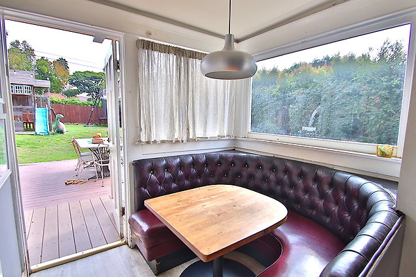 WESTSIDE LOCATIONS  39