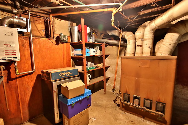 WESTSIDE LOCATIONS 68 WESTSIDE LOCATIONS 68