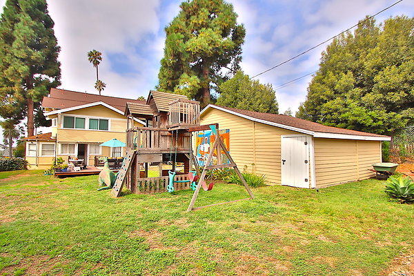 WESTSIDE LOCATIONS 76 WESTSIDE LOCATIONS 76