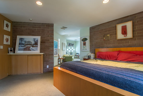 EWLOCATE7oss IMG-0076 EWLOCATE7oss IMG-0076