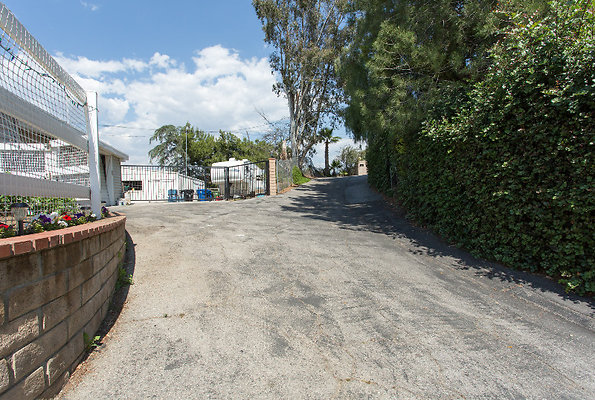 EWLOCATE7oss IMG-0085 EWLOCATE7oss IMG-0085