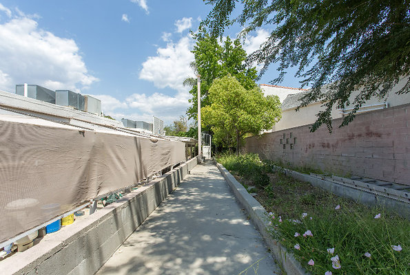 EWLOCATE7oss IMG-0040