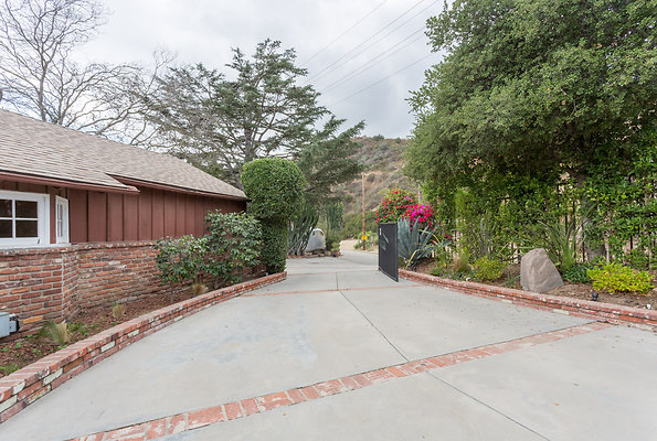 eastwestlocationsIMG-000652