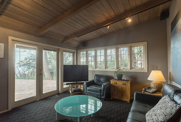 eastwestlocationsIMG-005000