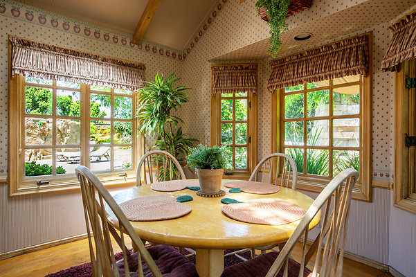 UNIVERSAL-D515-NHW-48