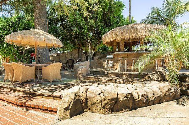 UNIVERSAL-D515-NHW-56