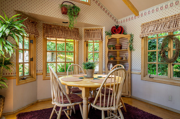 UNIVERSAL-D515-NHW-47