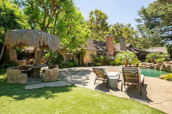 UNIVERSAL-D515-NHW-52