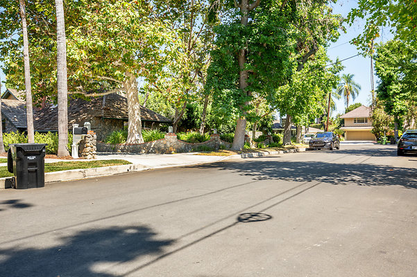 UNIVERSAL-D515-NHW-4