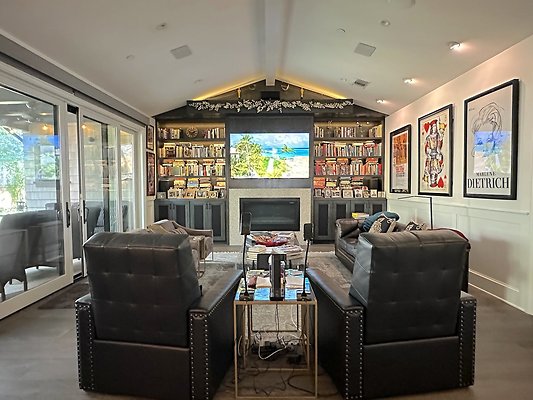 WESTSIDE LOCATIONS  32