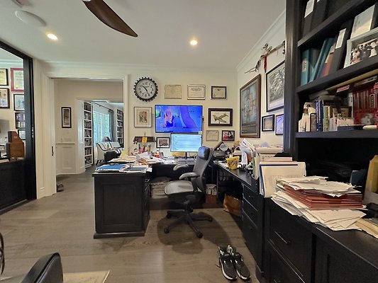 WESTSIDE LOCATIONS 75 WESTSIDE LOCATIONS 75