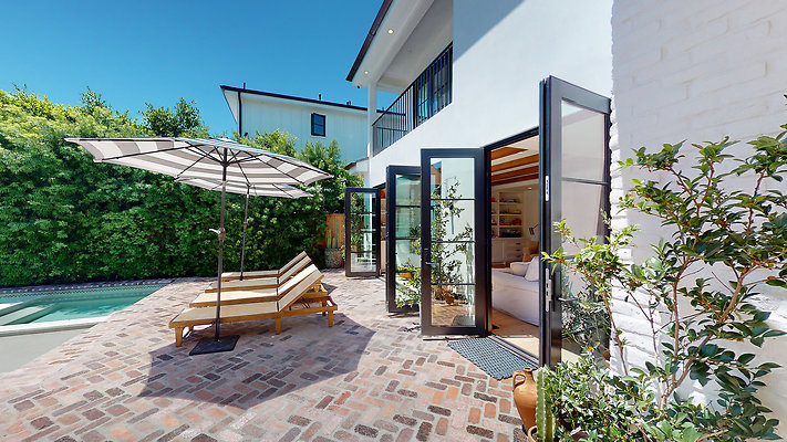 WESTSIDE LOCATIONS 74 WESTSIDE LOCATIONS 74