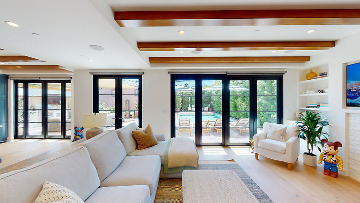 WESTSIDE LOCATIONS  27