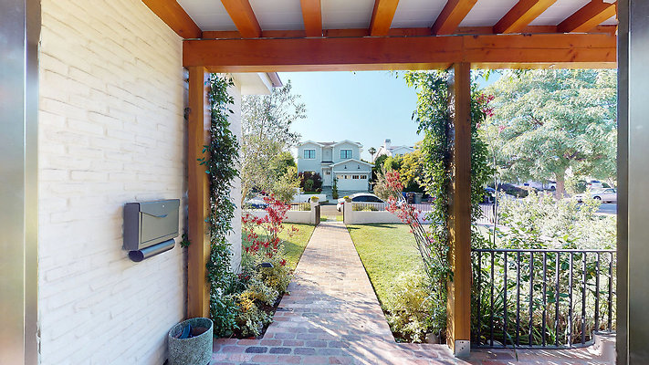 WESTSIDE LOCATIONS  8