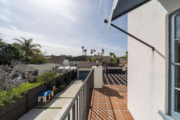 13617 view 1 13617 view 1