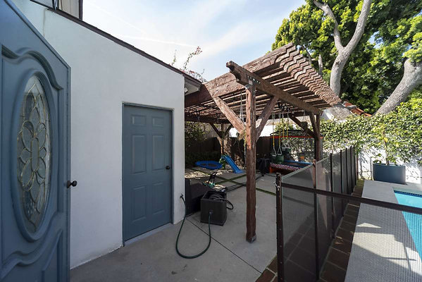 13617 patio 3 13617 patio 3