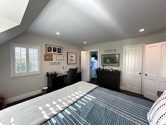 WESTSIDE LOCATIONS 82 WESTSIDE LOCATIONS 82