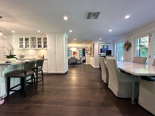 WESTSIDE LOCATIONS 60 WESTSIDE LOCATIONS 60