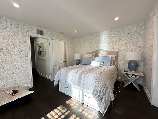 WESTSIDE LOCATIONS 76 WESTSIDE LOCATIONS 76