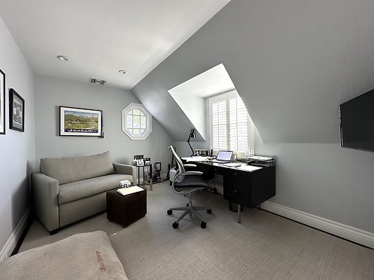 WESTSIDE LOCATIONS 83 WESTSIDE LOCATIONS 83