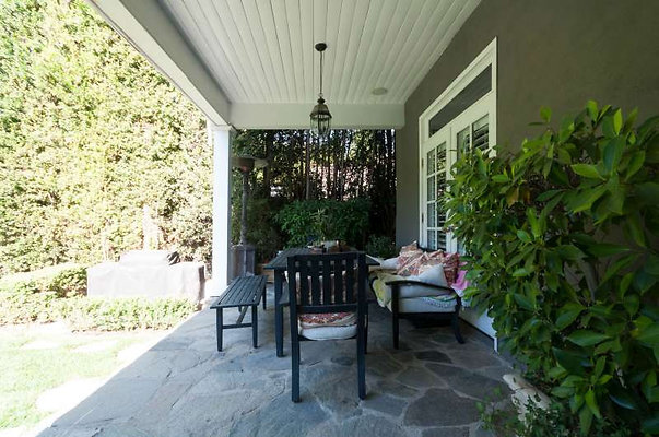 10698 patio 3 10698 patio 3