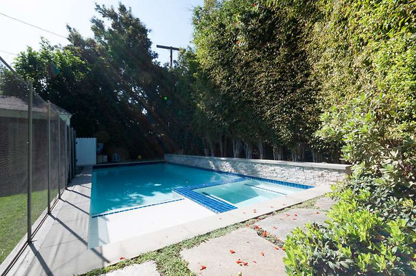 10698 pool 2 10698 pool 2