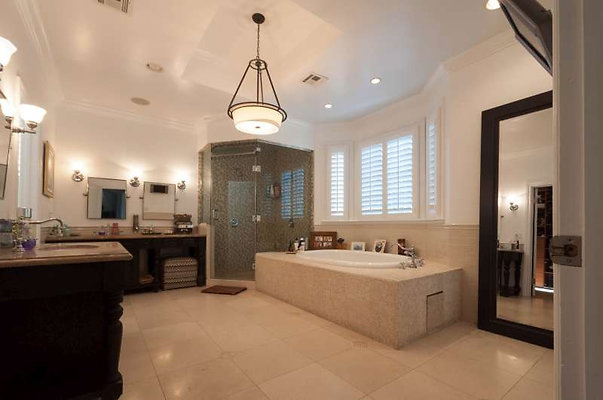 10698 bath 1 10698 bath 1