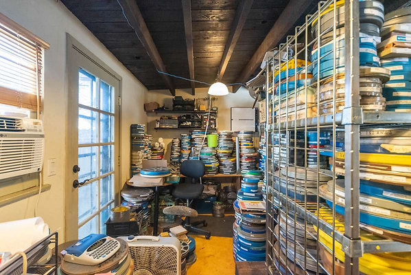 13136 studio 1 13136 studio 1