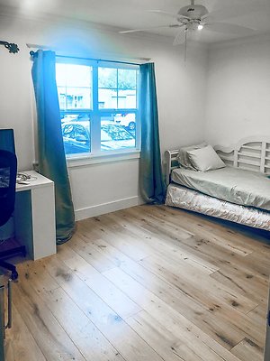 UNIVERSAL-B109-LA-18 UNIVERSAL-B109-LA-18