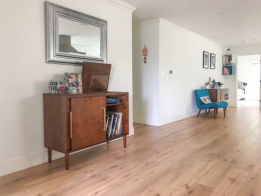 UNIVERSAL-B109-LA-9 UNIVERSAL-B109-LA-9