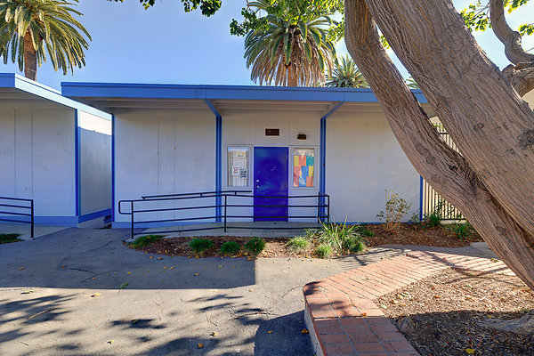 UNIVERSAL-C122-LA-27