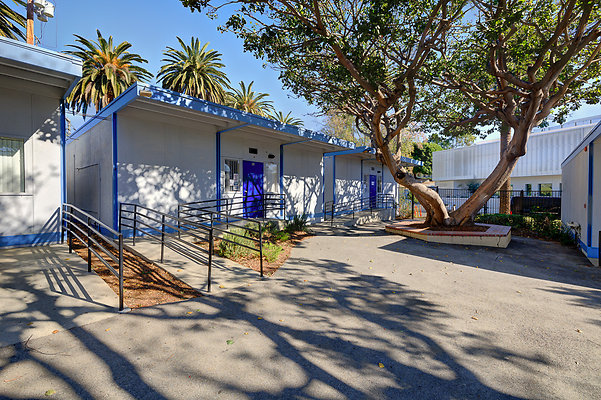 UNIVERSAL-C122-LA-23