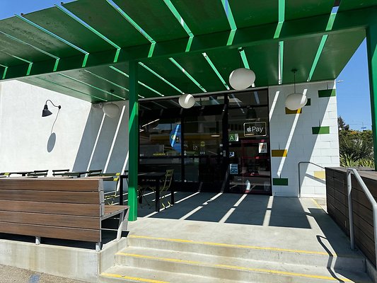 th IMG 1985 th IMG 1985