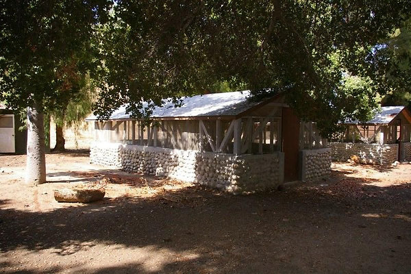 UNIVERSAL-2781-SV-CAMP-16