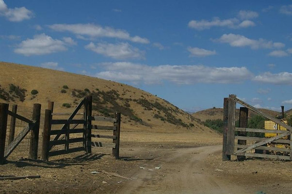 UNIVERSAL-2781-SV-CAMP-37