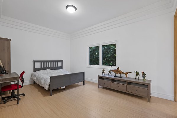 32-ChandlerBlvd-000a836062