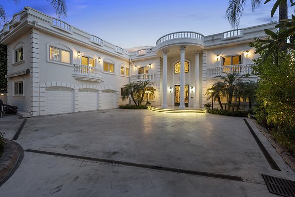 03-ChandlerBlvd-a00c7d7195