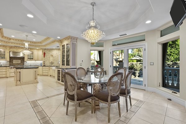 20-ChandlerBlvd-765f0857a4