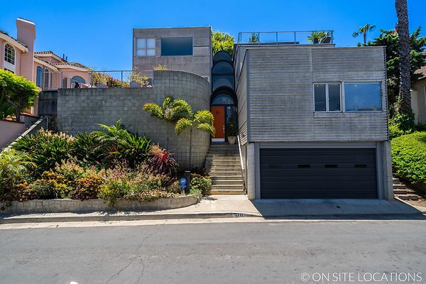 OSL 3711 Prestwick Dr LA