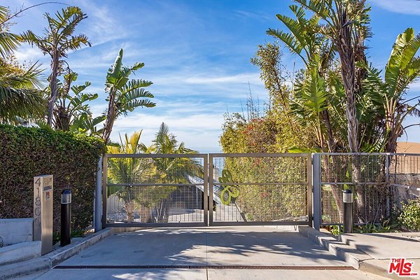 23-245455 4 5 23-245455 4 5